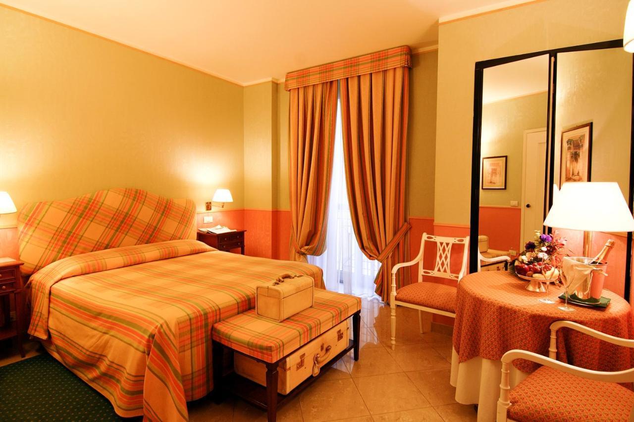 Hotel Victoria & Iside Spa Торино Екстериор снимка